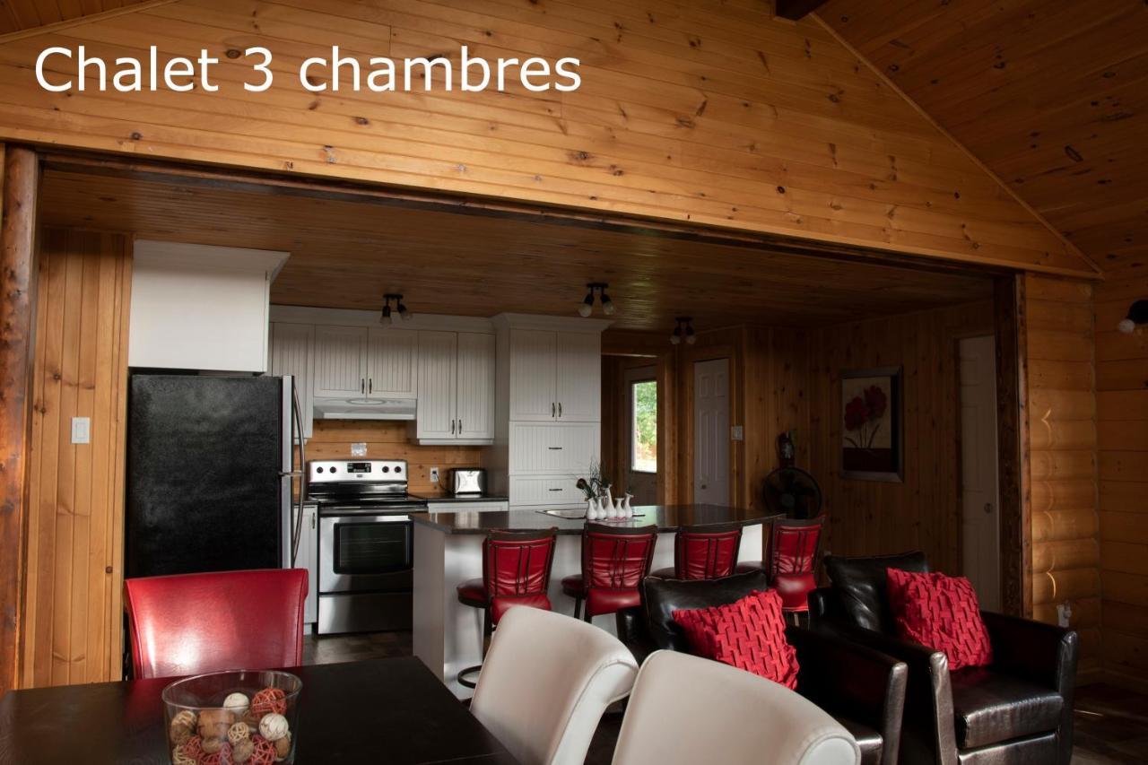 Chalets Et Spa Lac Saint-Jean 샹보르 외부 사진